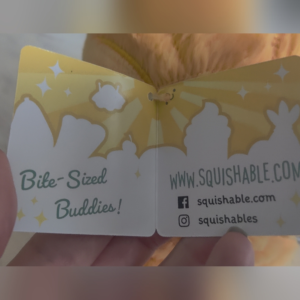 ⭐3 For $21⭐ SQUISHABLE Bite Size Pineapple - Picture 4 of 7